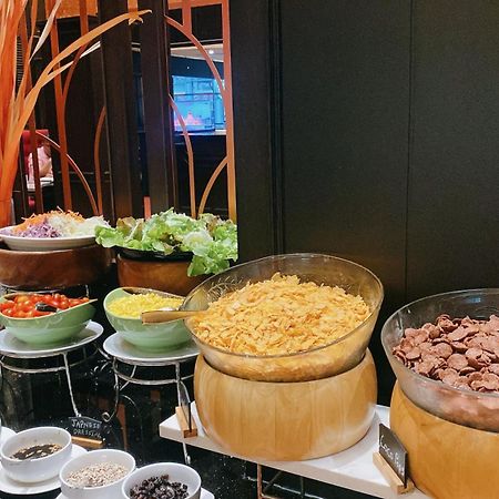 Manhattan Hotel Bangkok Kültér fotó