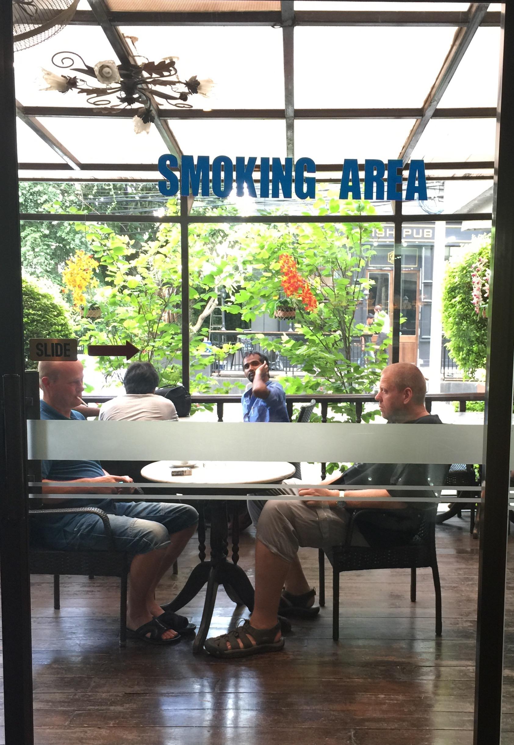 Manhattan Hotel Bangkok Kültér fotó