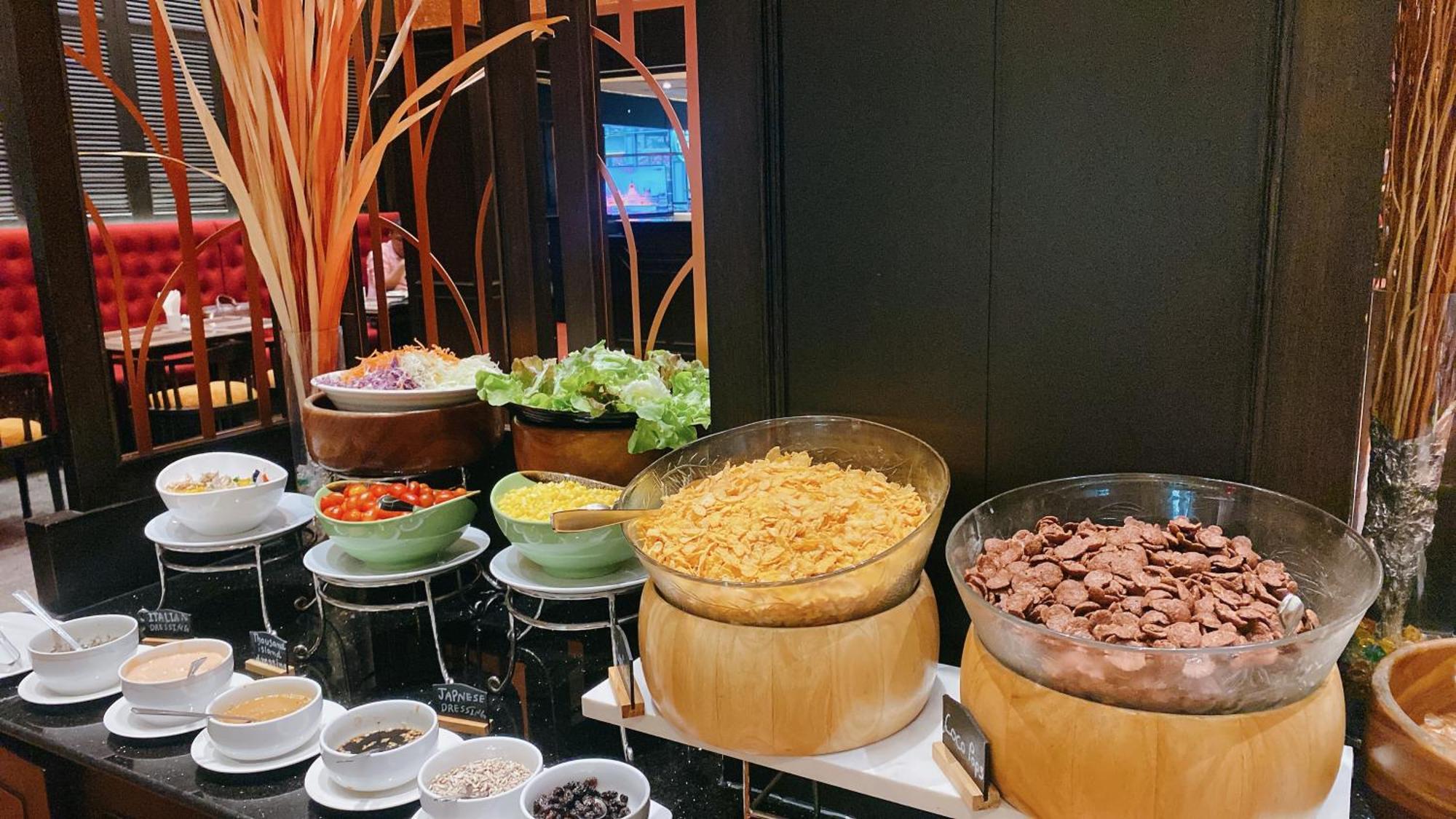Manhattan Hotel Bangkok Kültér fotó